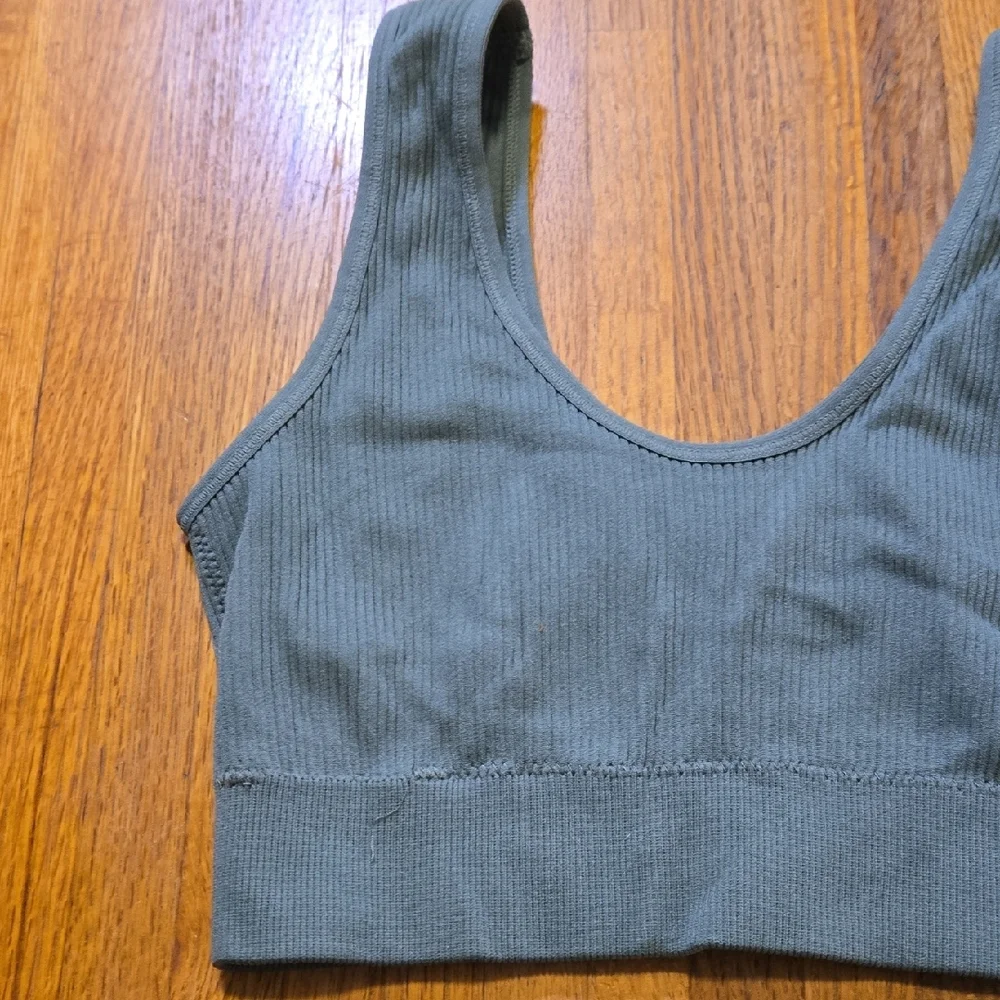 Aerie Women Small Olive Green Ribbed Round Neck‎ Seamless Stretch Tank Bralette